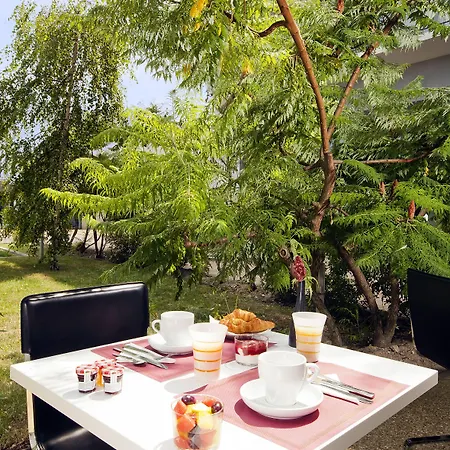 Residhome La Defense 3* Carrieres-sur-Seine